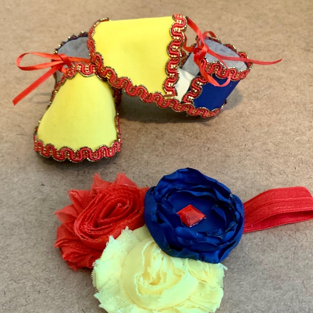 Newborn baby shoes